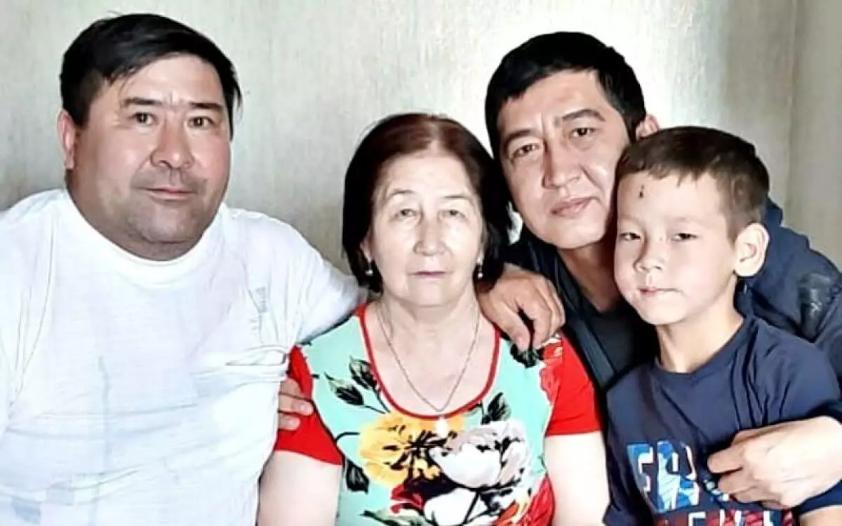 Ринат Зайыттың анасы қайтыс болды