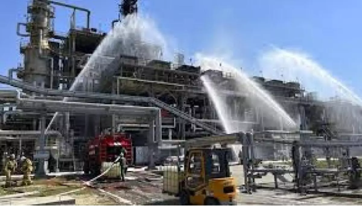 Украина попросила Казахстан защитить терминал экспорта нефти от атак.