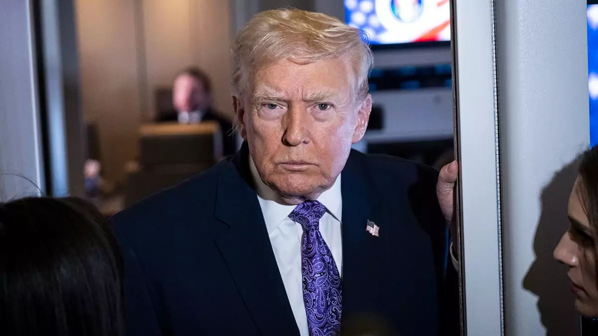 Трамп заявляет о важности не срывать "эволюцию Сирии в процветающее государство".