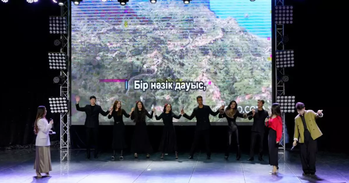   Жаһандық әндер қазақша жаңғырды   