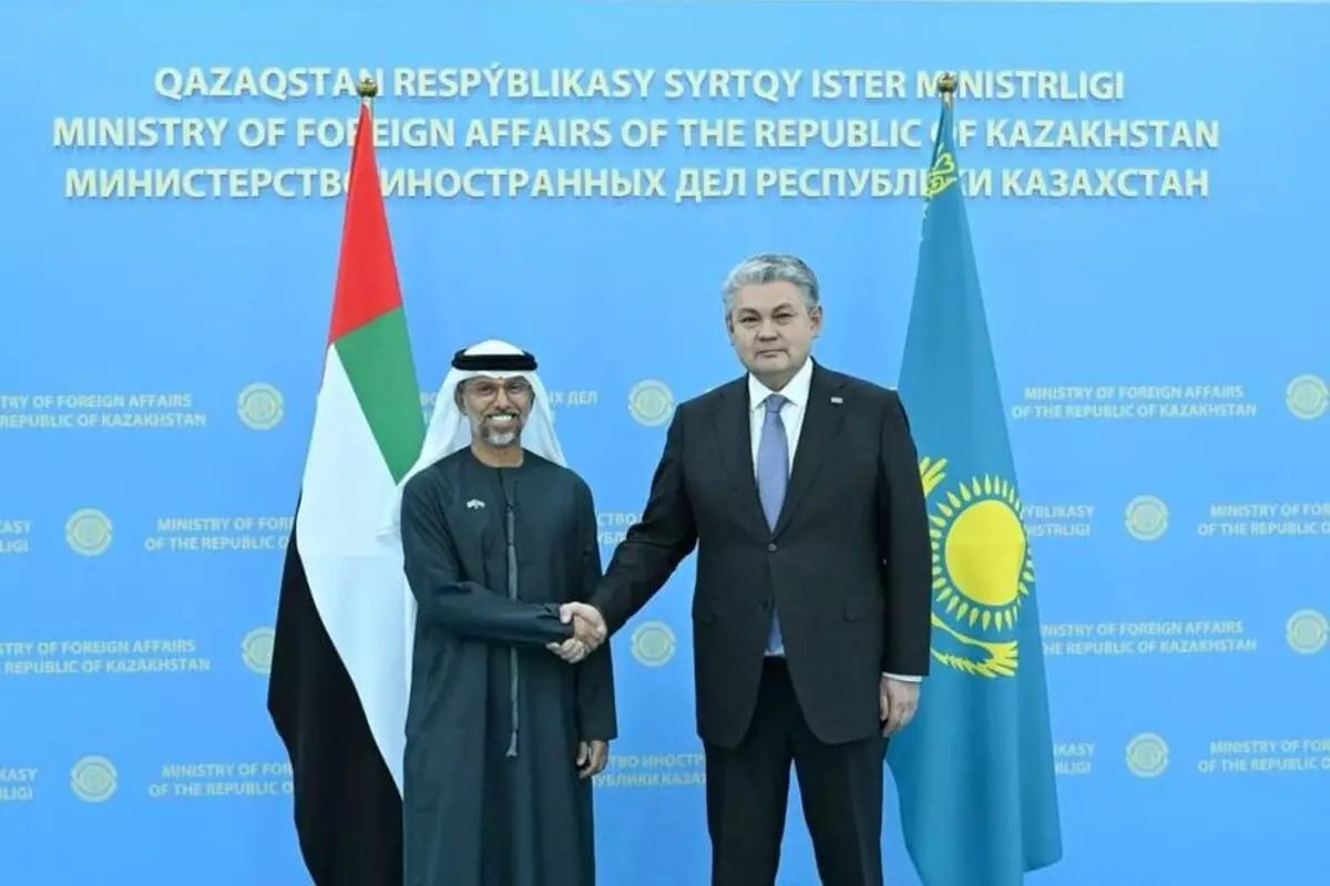 ОАЭ и Казахстан обсудили сотрудничество в сфере ИИ, космоса и энергетики.
