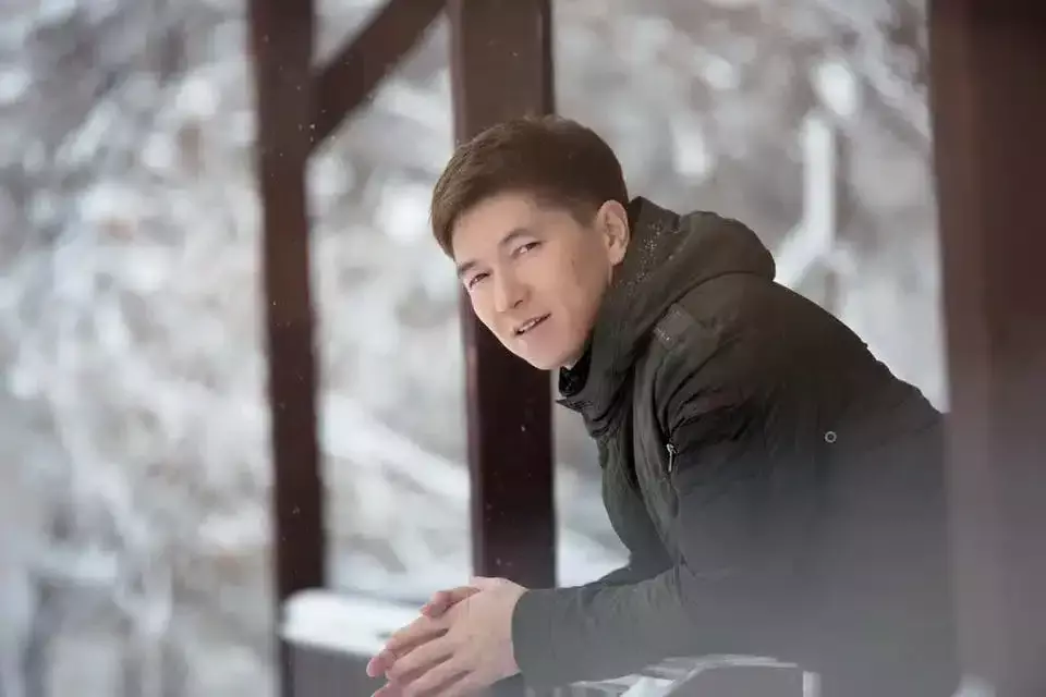 «Салған ақшаң артады»: 50 жасқа дейін бәс тікпегенін айтқан Сәкен Майғазиев күтпеген мәлімдеме жасады