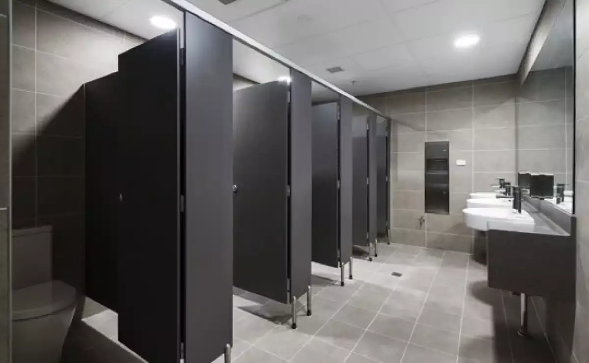 Кафе дәретханасында қызды зорламақ болған ер адам  сотталды