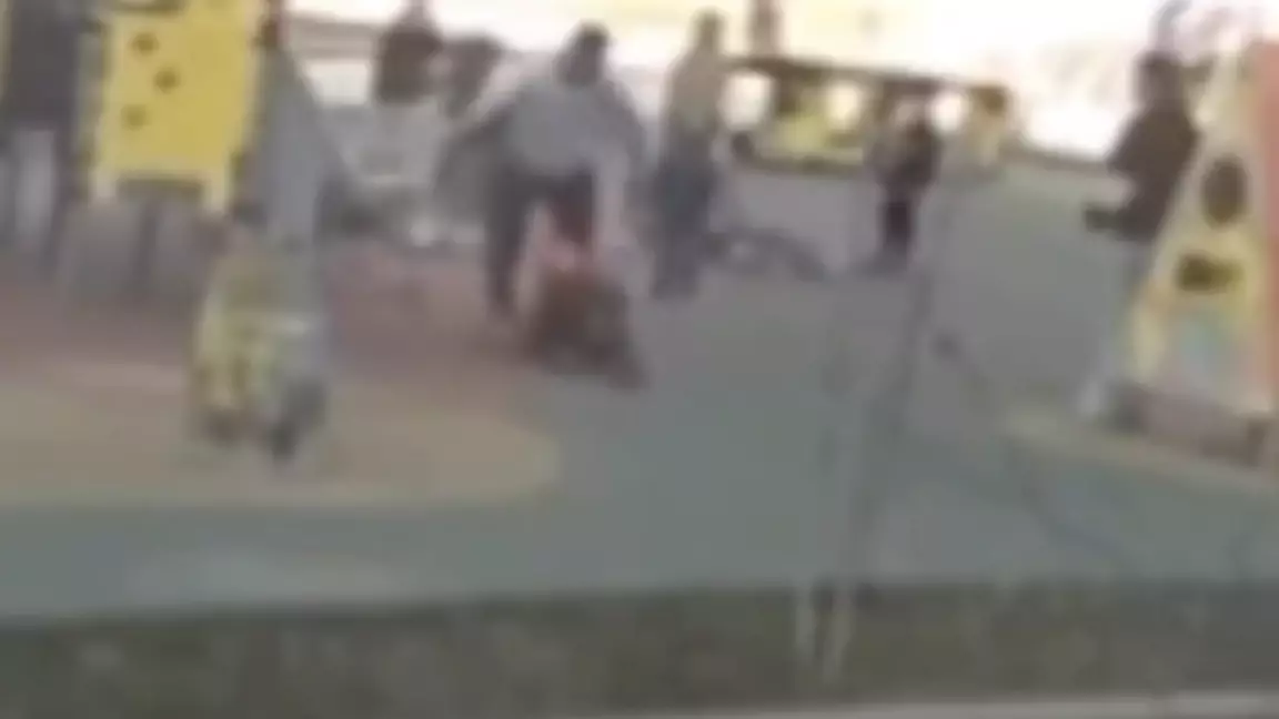 "Балам төсек тартып жатып қалған". Жәбірленуші бүлдіршіннің анасы оқиғаны баяндап берді