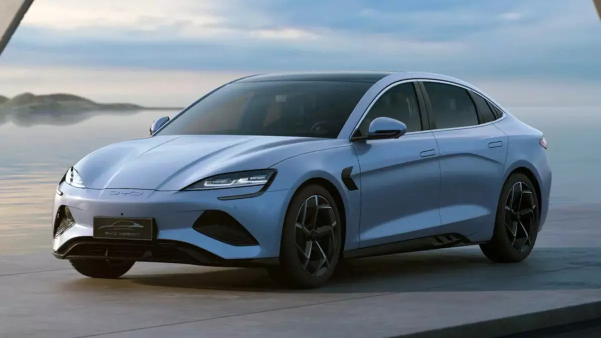 Қытайлық көліктер жарамсыз болып, еліне қайтарылып жатыр