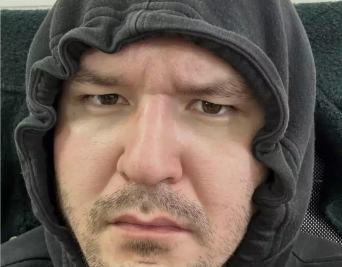 В Семее комика наказали после того, как полиция не оценила его юмор