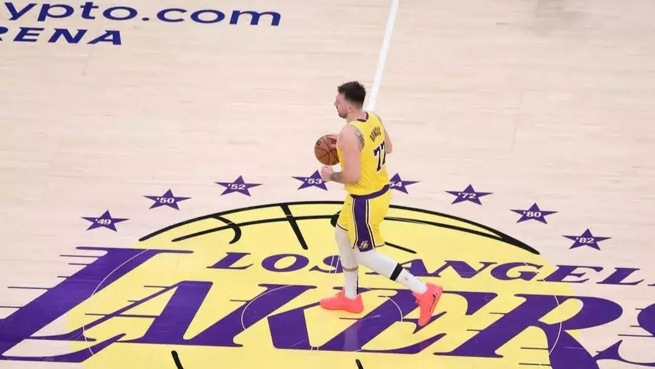 НБА объявила лучших игроков недели