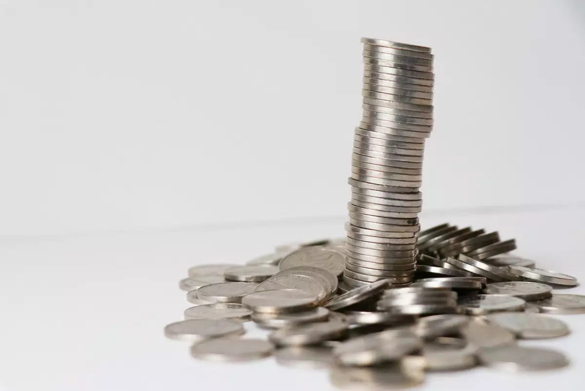 Казахстанцам напомнили о порядке досрочного погашения кредитов