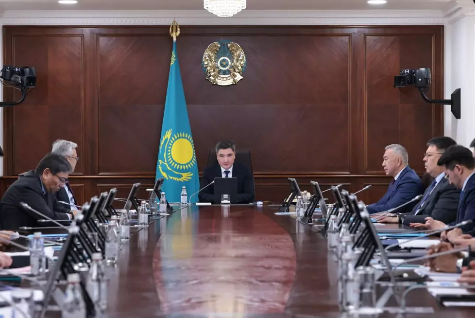 Бектенов: Господдержка будет оказываться только добросовестным поставщикам медпродукции