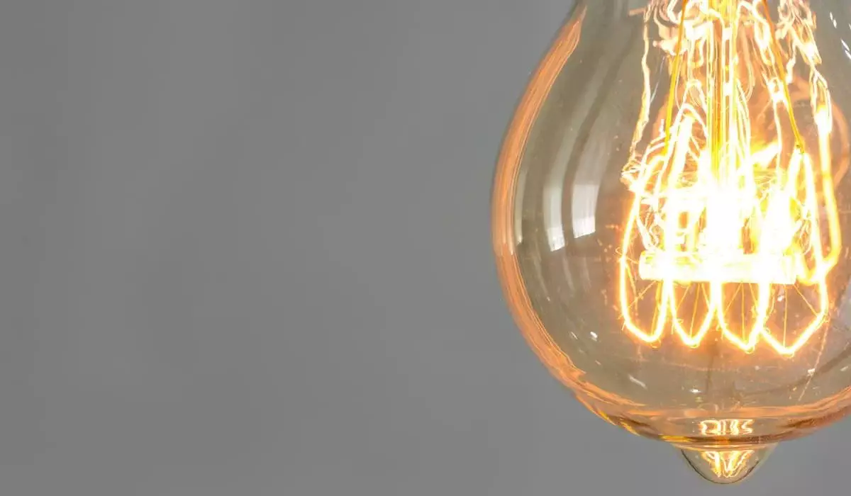 Тарифы на электроэнергию хотят заморозить в Казахстане на семь лет