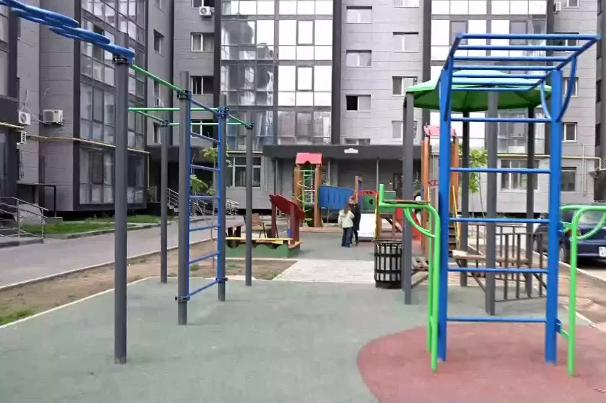 В Турксибском районе благоустроили дворовые территории в рамках текущего ремонта