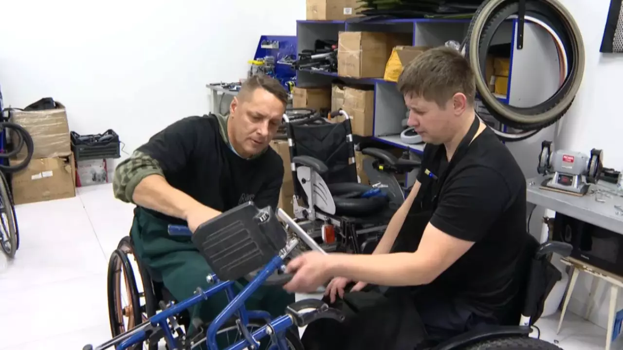 Сервис бесплатного ремонта инвалидных колясок открыли в Караганде