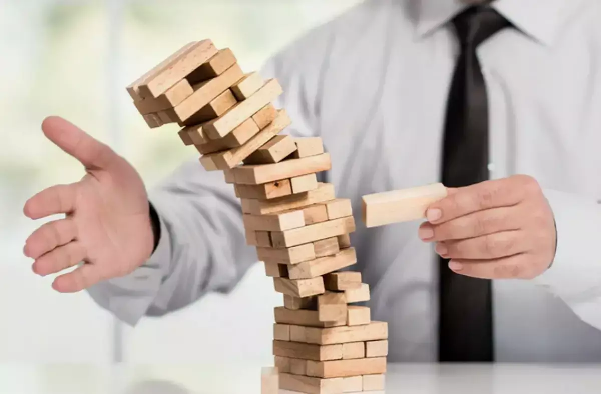 Американцы и турки покидают Казахстан - новости на Lada.kz 02.12.2025