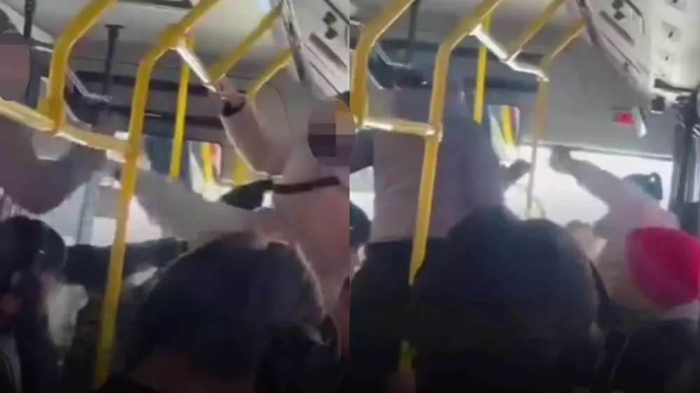 Девушка атаковала обидчика приемом из “Мортал Комбата“ в автобусе Алматы