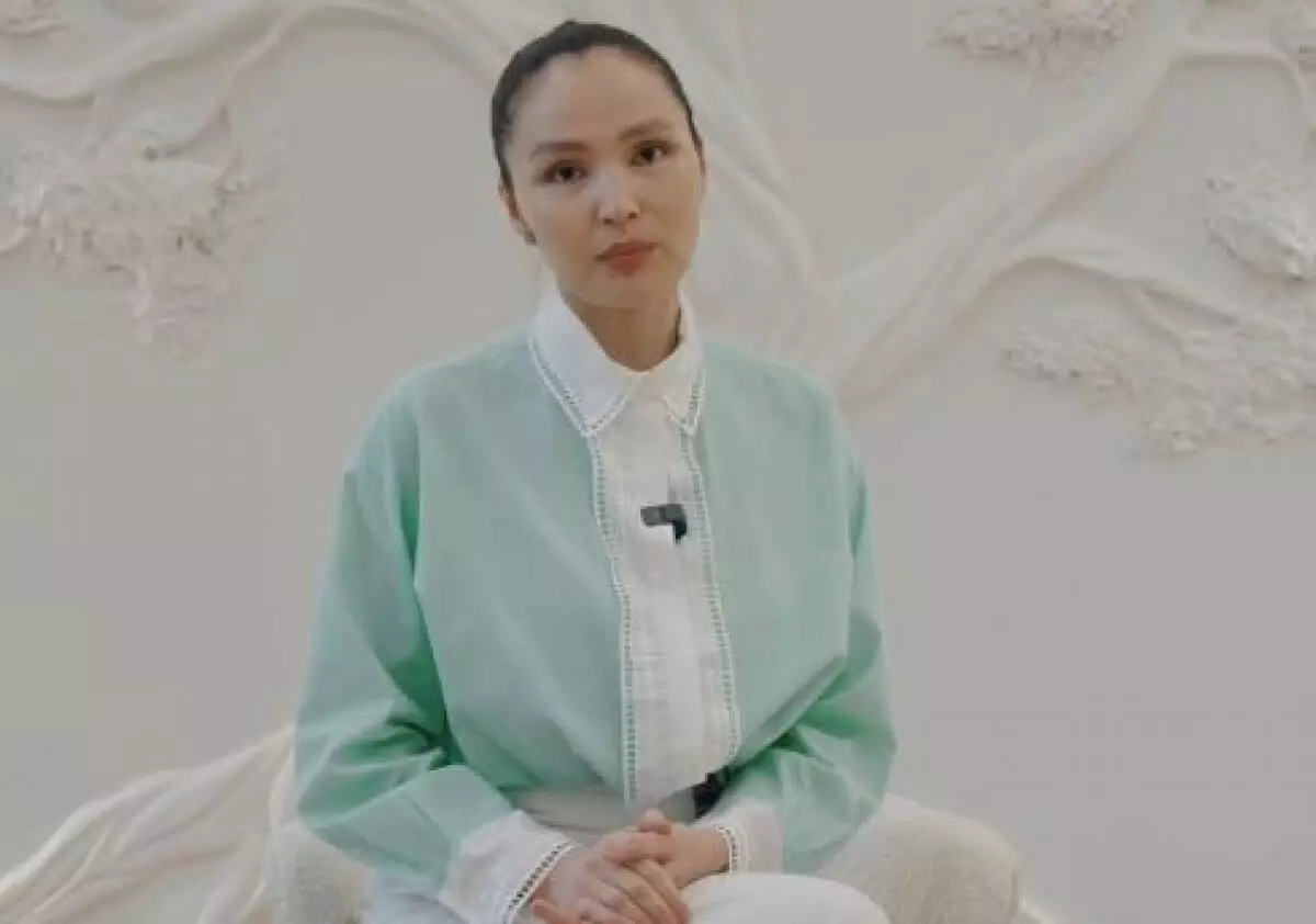 Дочь Кайрата Нуртаса довела до слез свою маму (ВИДЕО)