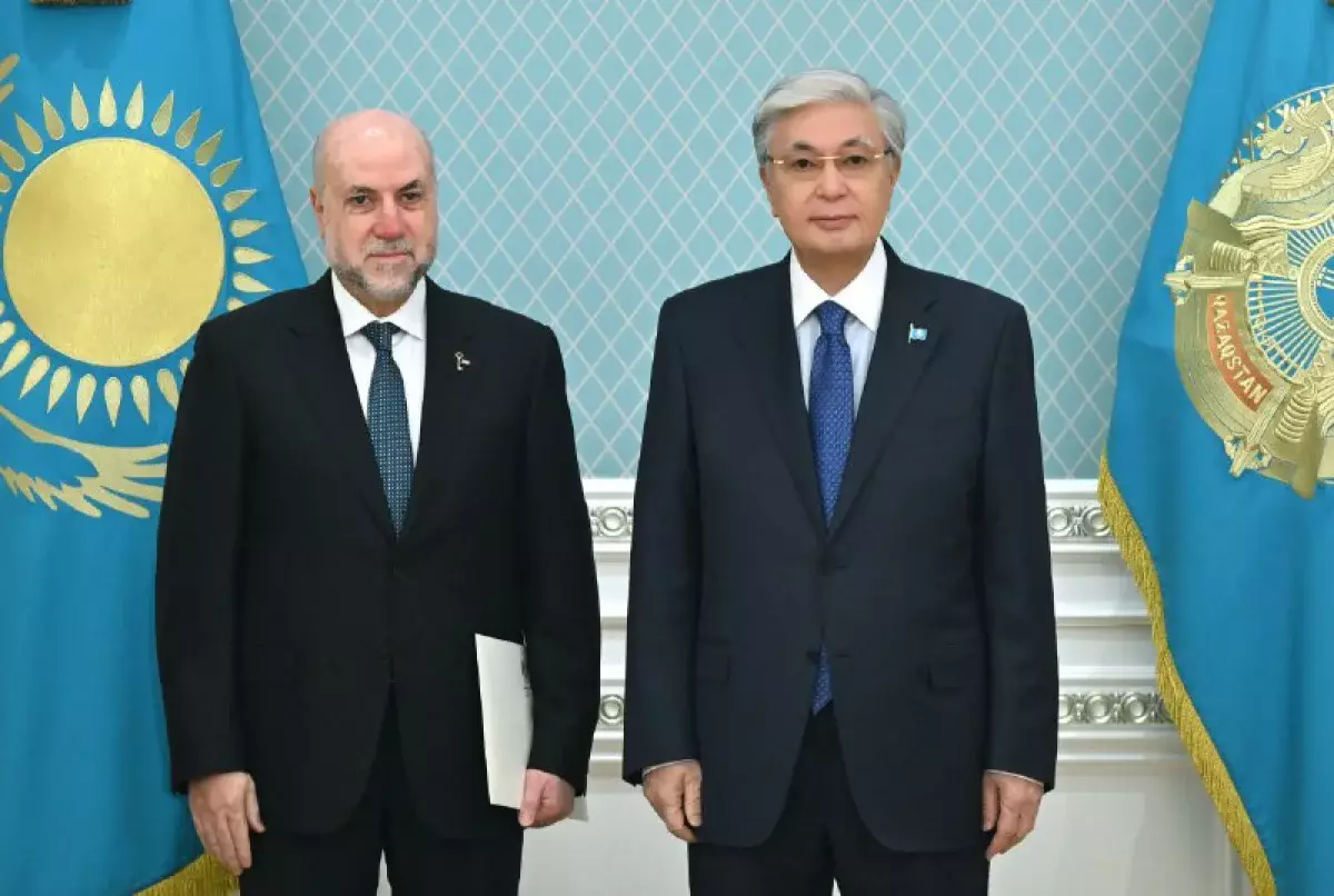 Президент встретился с Верховным судьей Палестины и советником Президента по делам религий