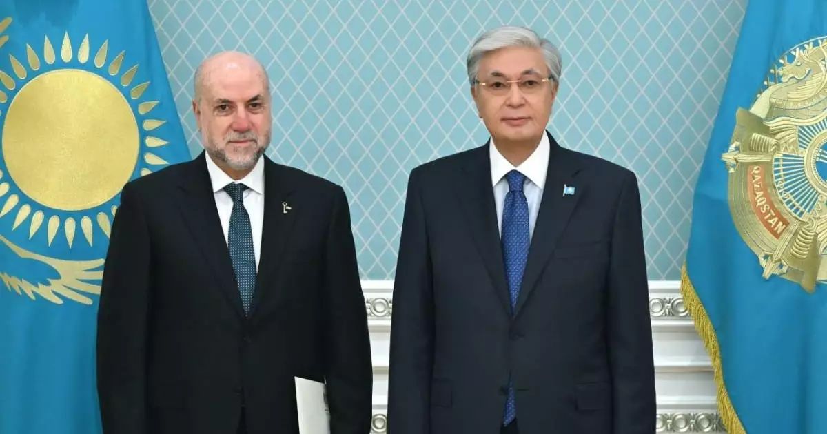  Мемлекет басшысы Палестинаның Жоғары судьясын қабылдады 