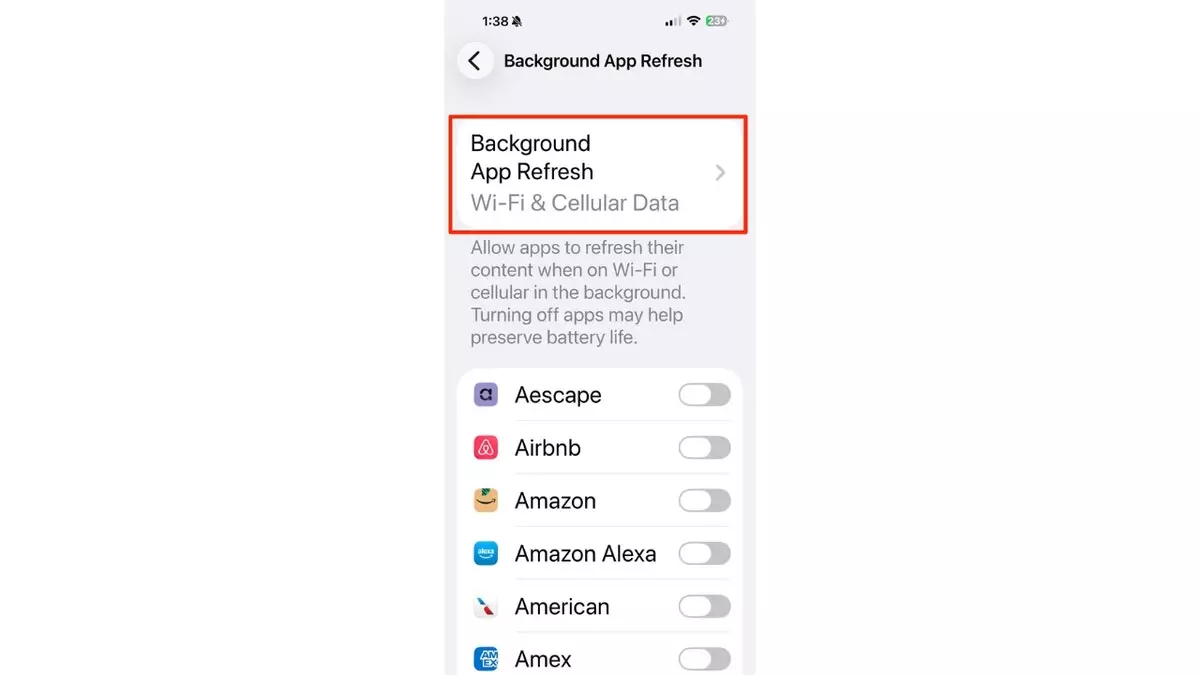 Экономьте трафик, разрешив обновление фоновых приложений только через Wi‑Fi.