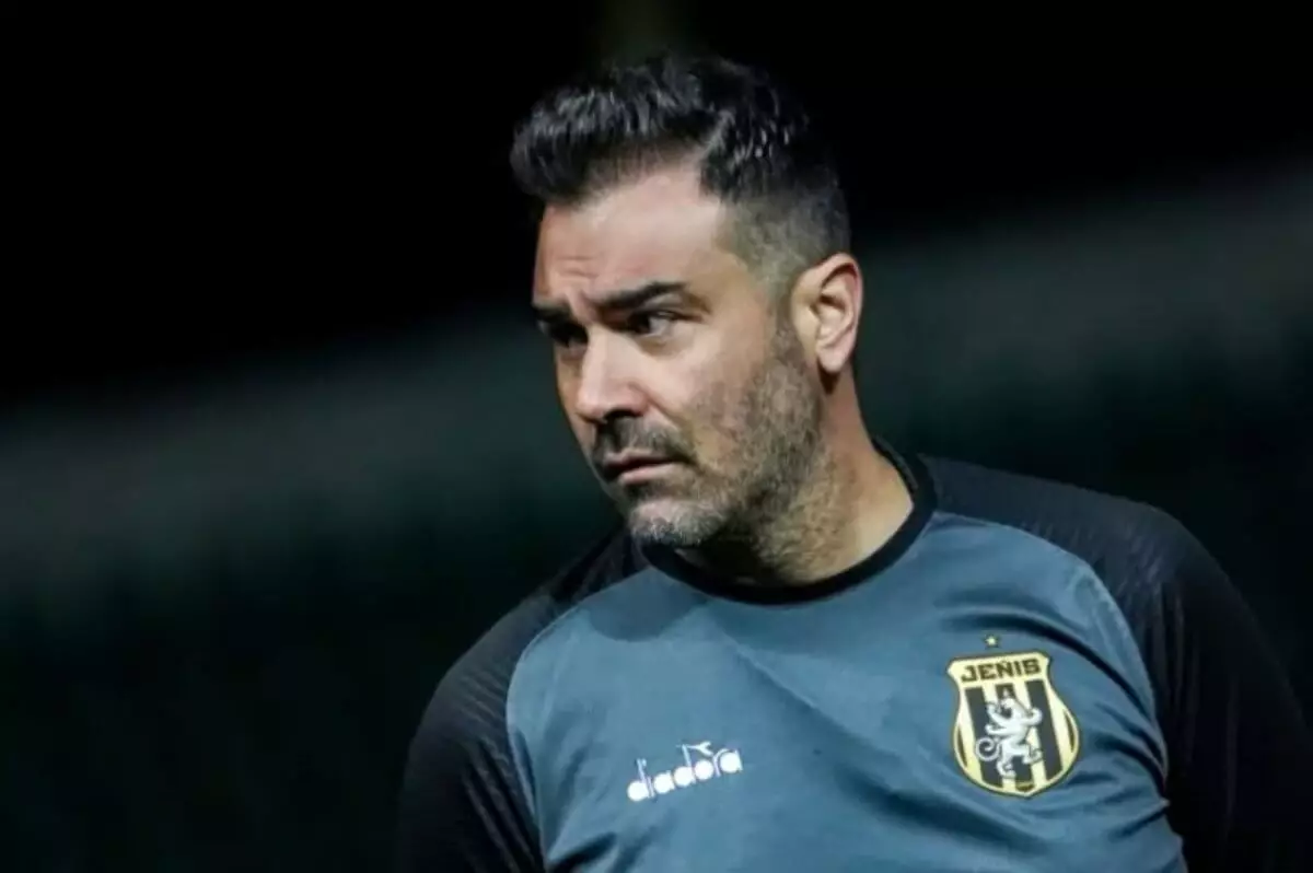 Экс-тренер «Жениса» Акис Вавалис может вернуться в КПЛ