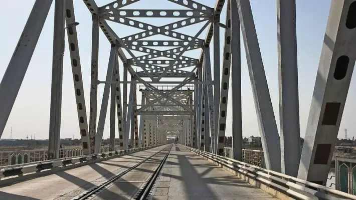 Узбекистан снял ограничения на пересечение границы с Афганистаном