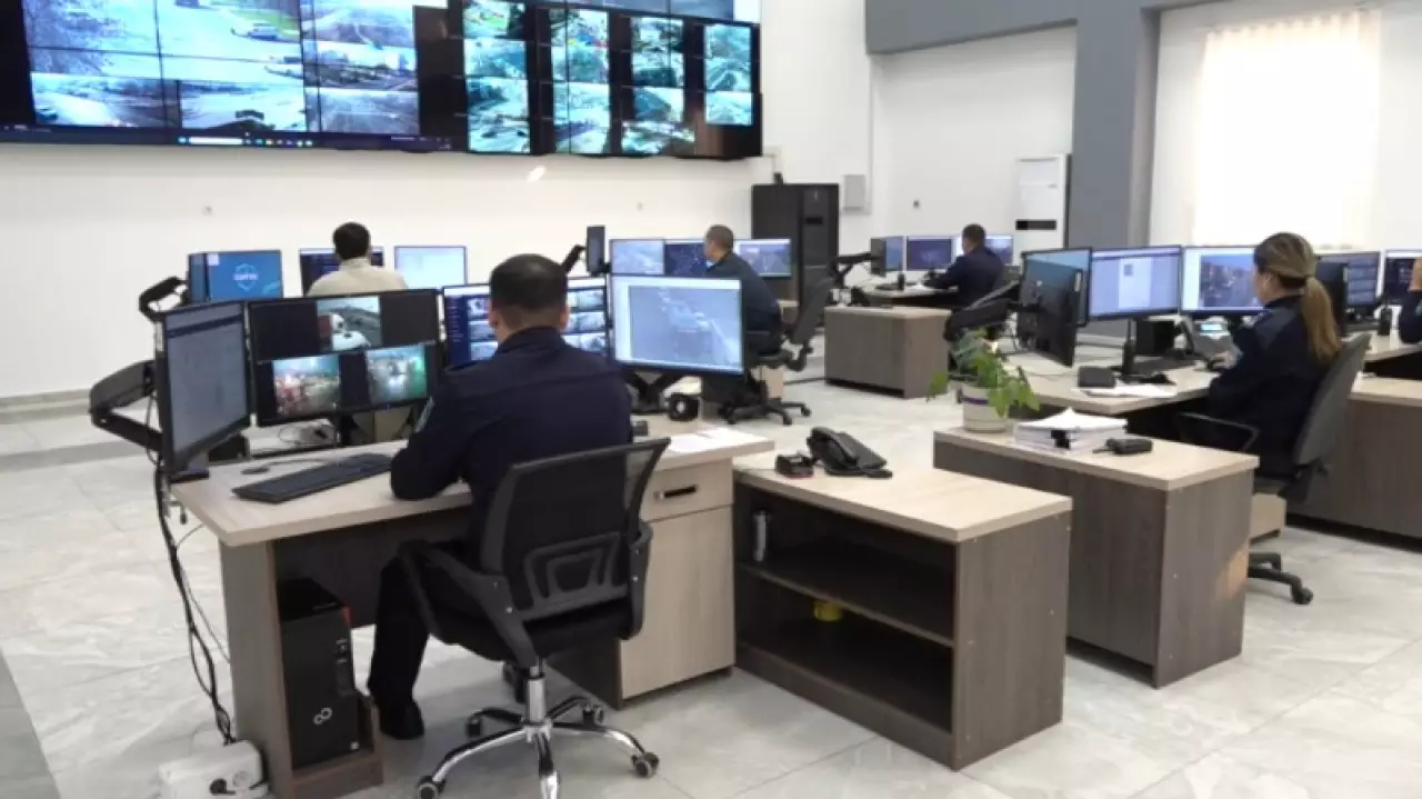 В Атырау с помощью ИИ выявили более 50 разыскиваемых граждан