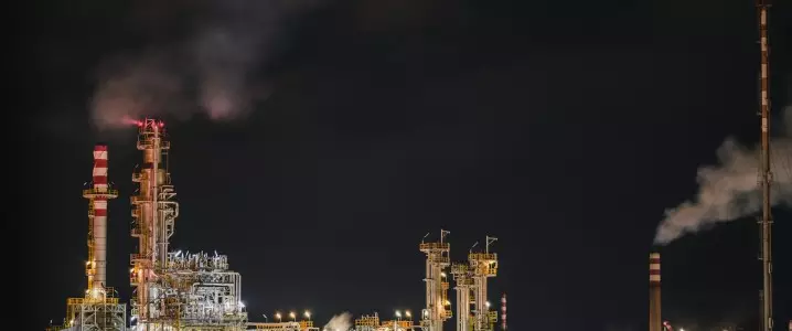 Казахстан планирует удвоить мощности по переработке нефти к 2040 году.