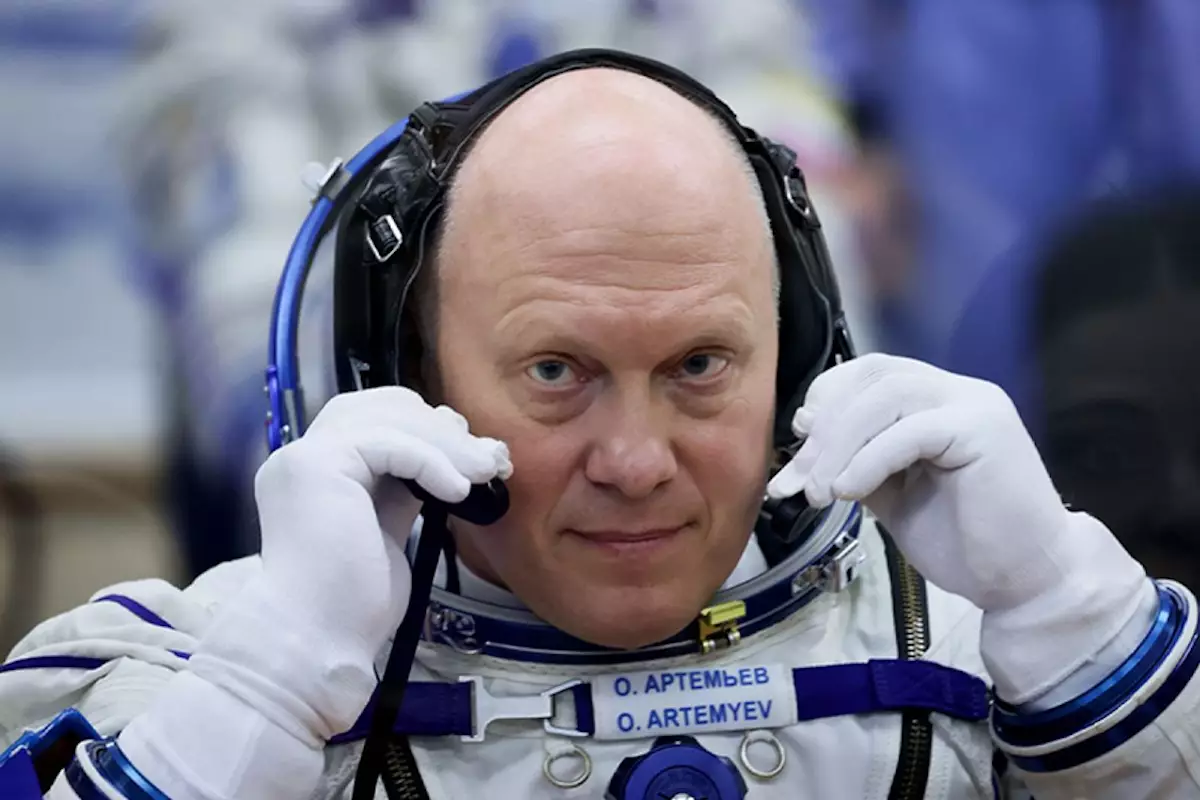 Российского космонавта выгнали из команды за фотографии ракеты Илона Маска