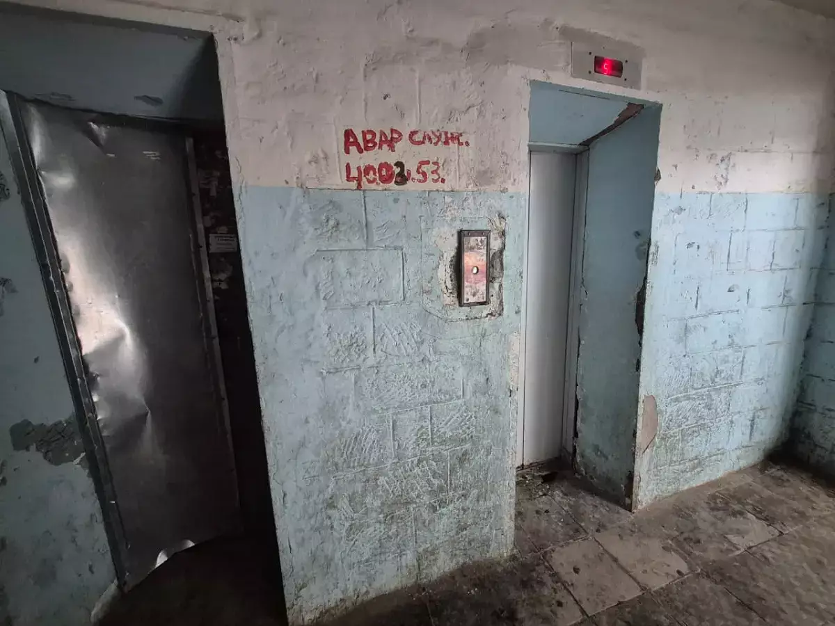 Власти рассказали, в каком состоянии находятся лифты в Актау и будут ли их ремонтировать - новости на Lada.kz 02.12.2025