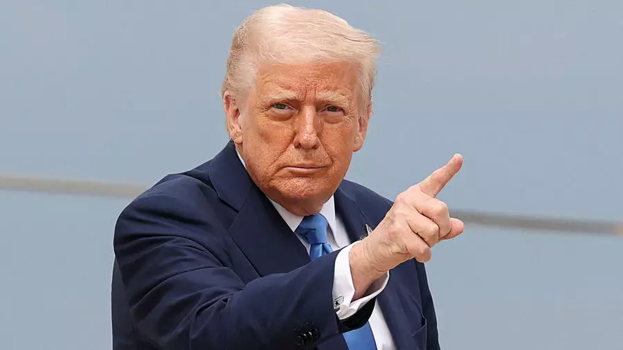 Трамп: АҚШ Украинадағы дағдарысты қаржыландыруды тоқтатады