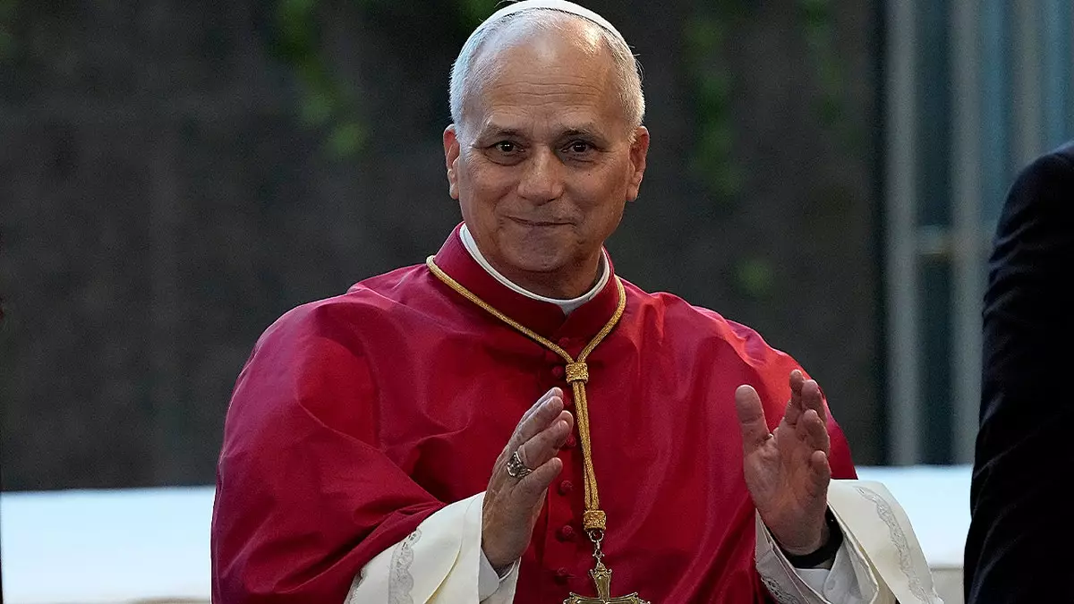 Папа Лев призывает к диалогу вместо военных действий после неудавшегося звонка Мадуро и Трампа.