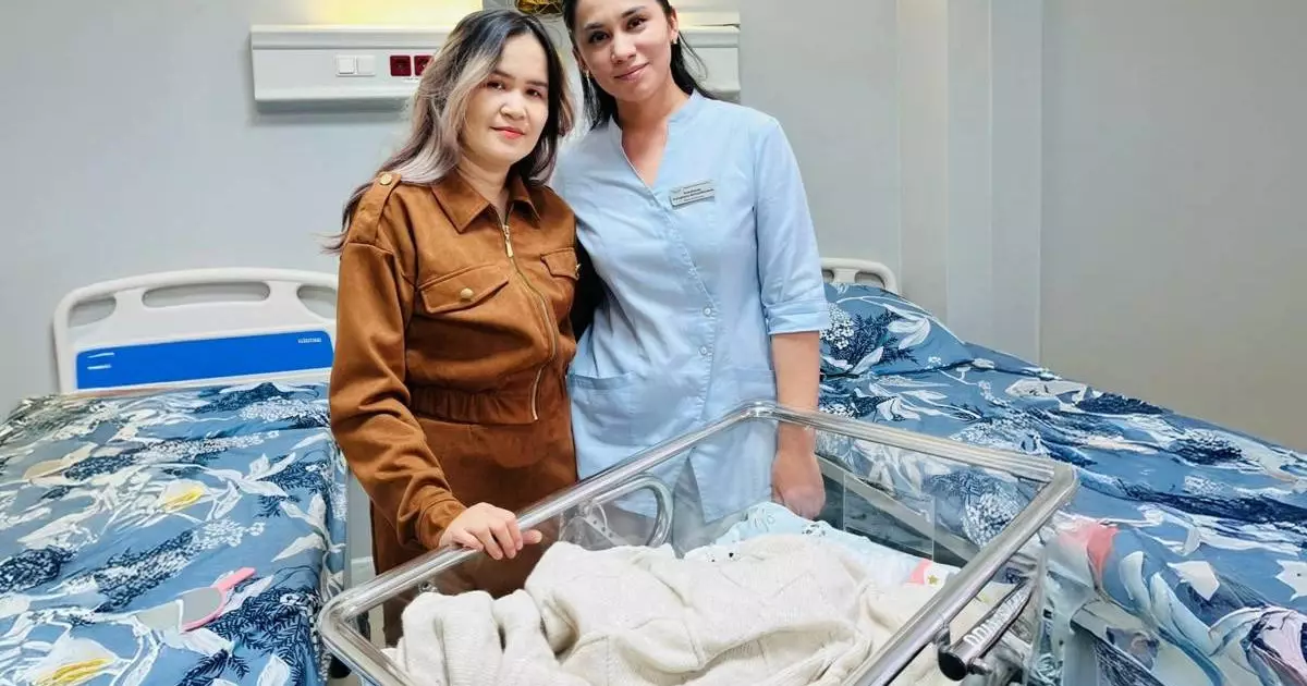  Шымкенттік дәрігерлер салмағы 700 грамм нәрестені аман алып қалды 