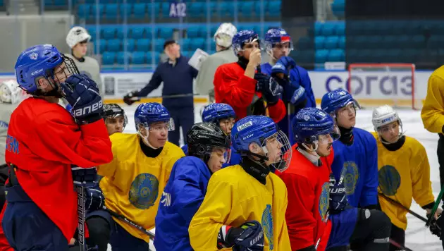 Буллиты решили судьбу матча Казахстана перед ЧМ по хоккею