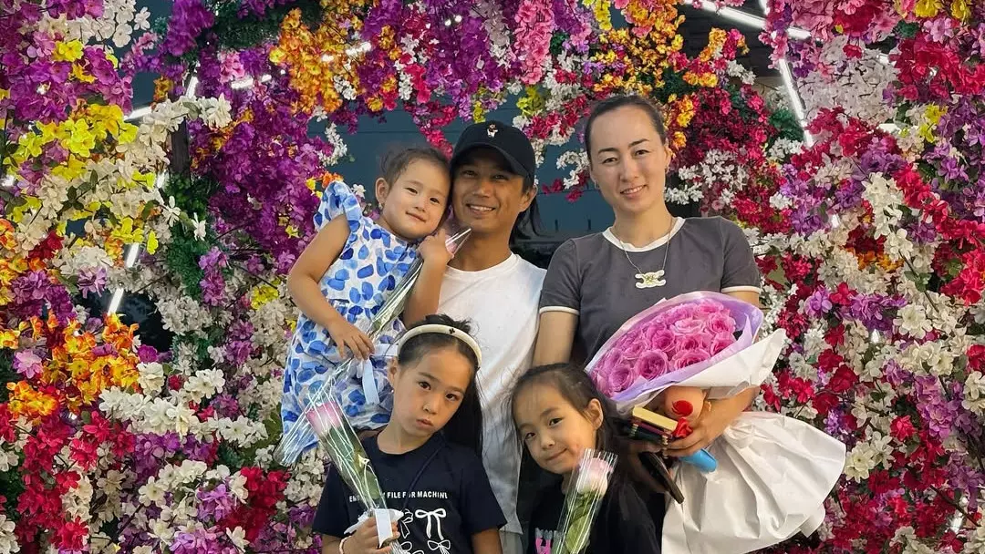 «Бұл – менің жанымды ауыртты». Үш қыздың әкесі Саматтың өкініші қандай?