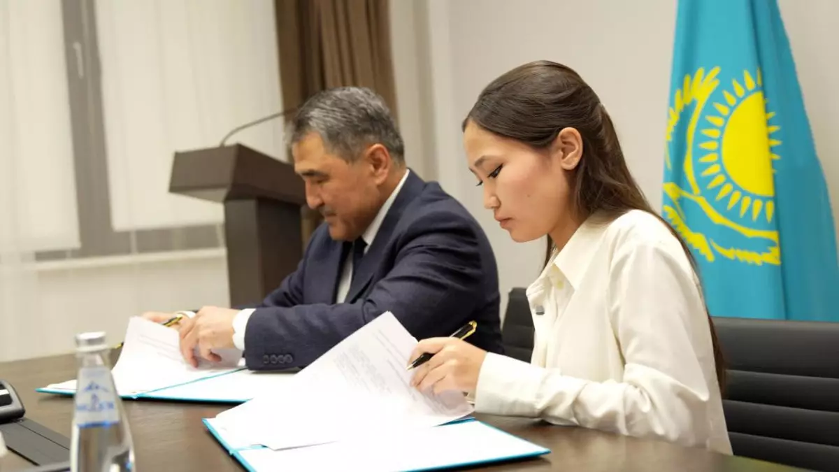 Мектеп оқушысы министрлікпен меморандум жасасты