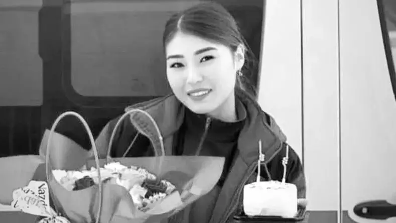 Фельдшер Ұлдананың құрметіне колледжде арнайы сынып ашып, ескерткіш қояды