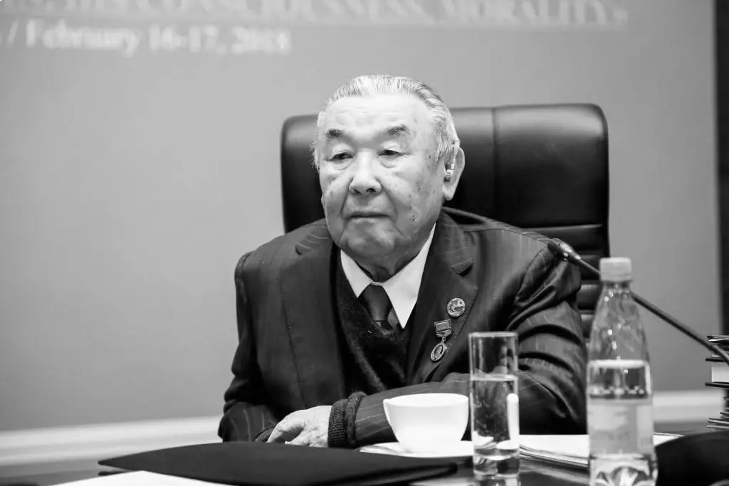 Философ Жабайхан Әбділдин өмірден озды