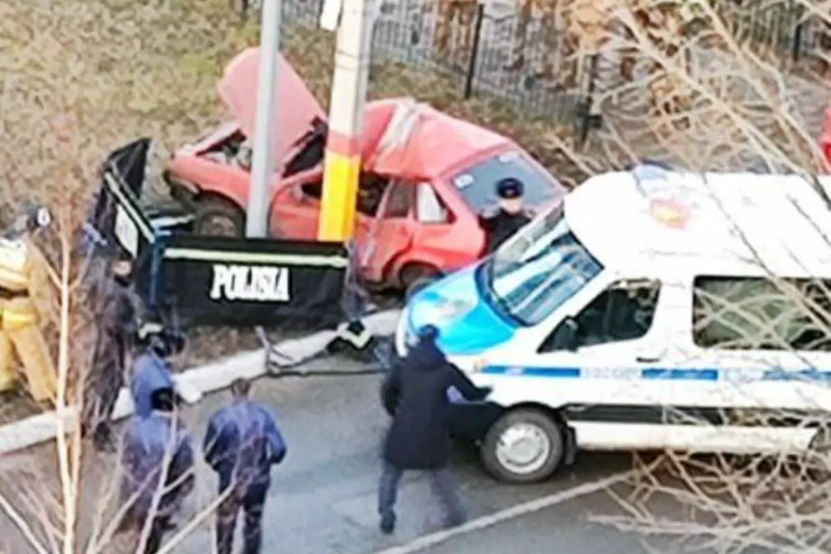 В Лисаковске преследуемый полицией водитель разбился насмерть