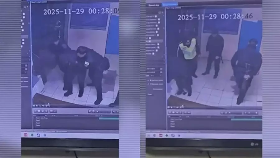 Алматы вокзалы маңында пышақпен жүрген ер адам жұртты шошытты