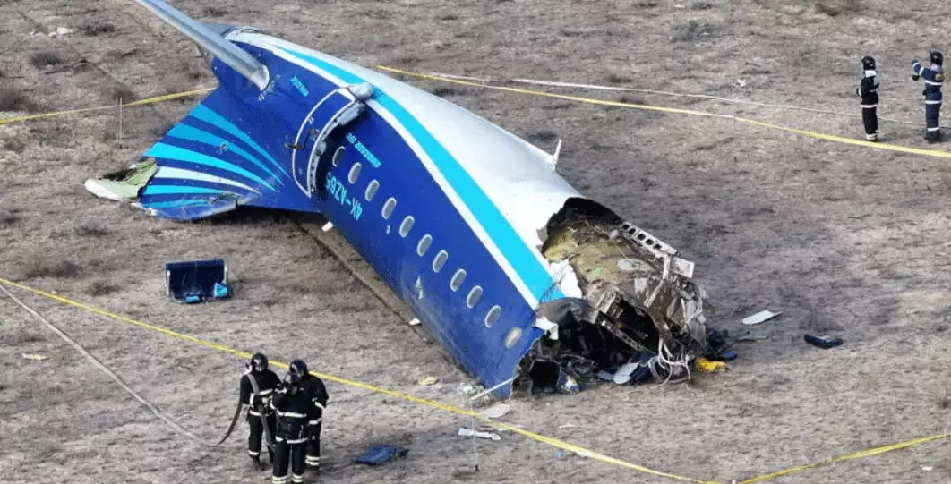 Расследование крушения самолёта AZAL под Актау выходит на финальную стадию