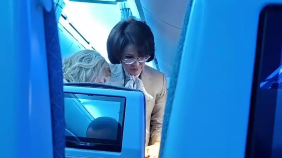 "Күмәнданғандар бар" деген министр ұшақтағы жағдайға байланысты жауап берді