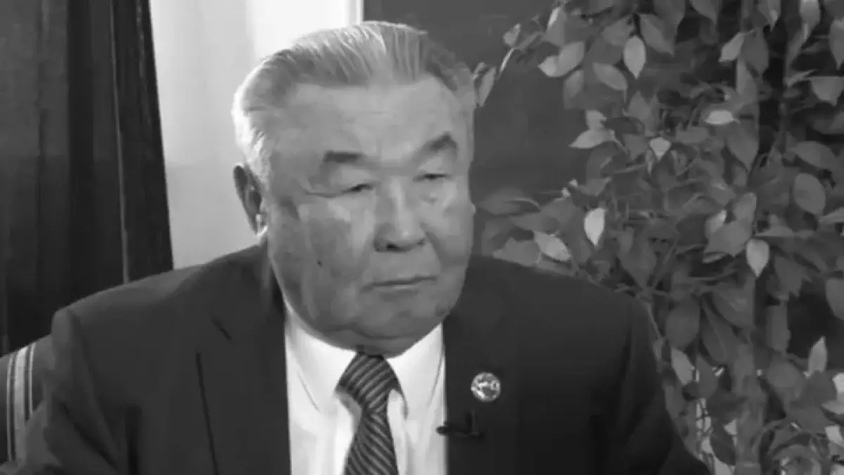 Диалектикалық логика мектебінің негізін қалаған белгілі ғалым өмірден өтті