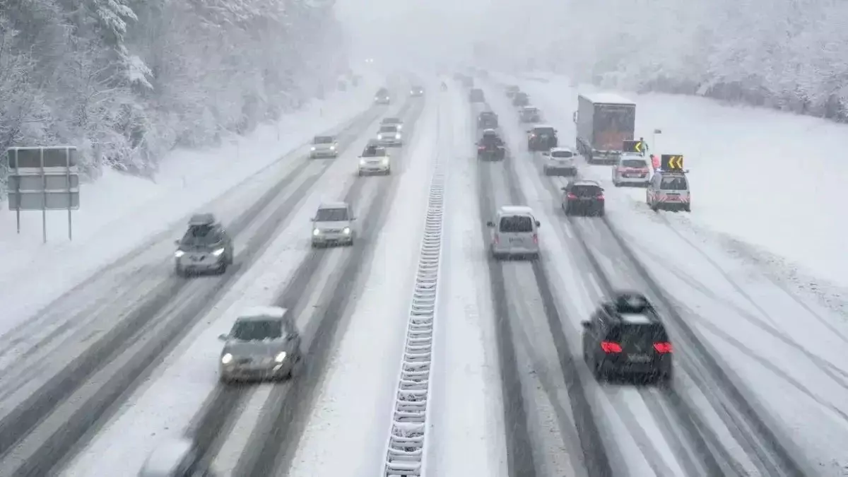 Бұрқасын, көктайғақ, қар аралас жаңбыр: алдағы үш күнге арналған ауа райы болжамы жарияланды