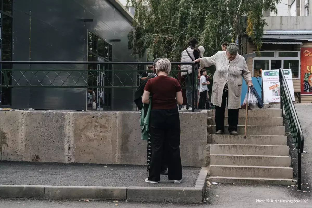 Депутат возмутился отказом властей снизить пенсионный возраст в Казахстане