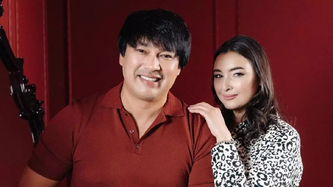 "Өлтірдің ғой мамасының баласын": Аиша Бүркітті шынтағымен ұрып жіберді (ФОТО)