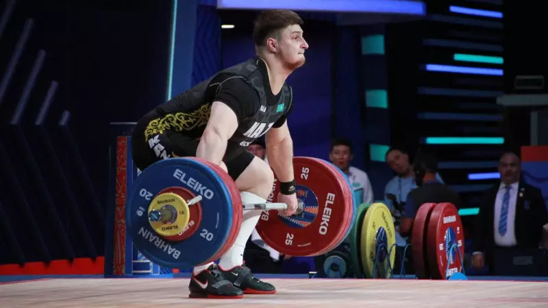 Ауыр атлетикадан әлем чемпионы ерекше сыйға ие болды