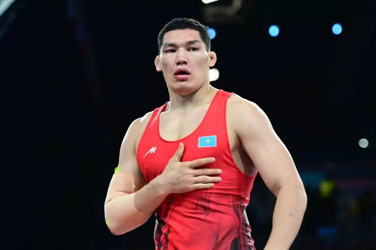 «Еркін күреспен қоштасты»: Әлішер Ерғали ел чемпионатында күміс жүлдегер атанды