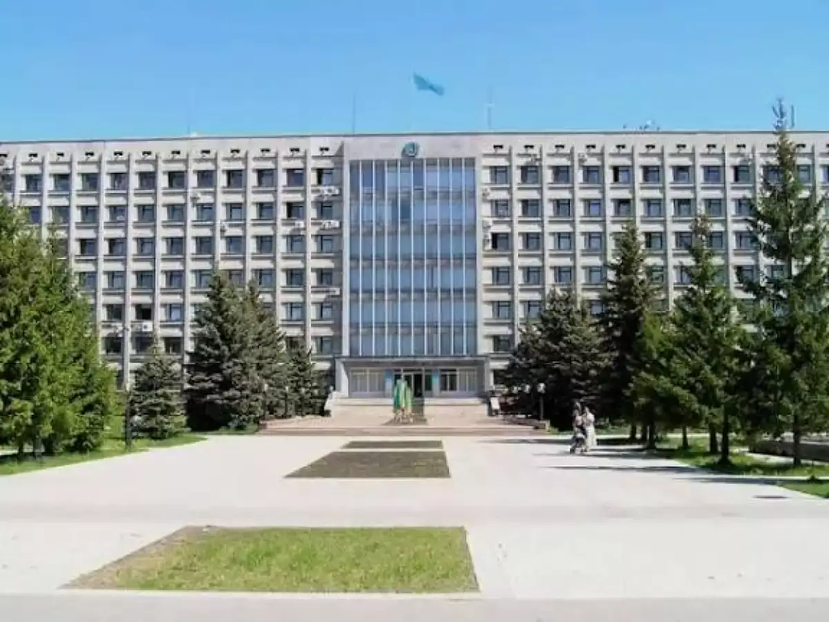 СҚО әкімі ақша игере алмай ма? Бірнеше шенеунік жаза арқалады