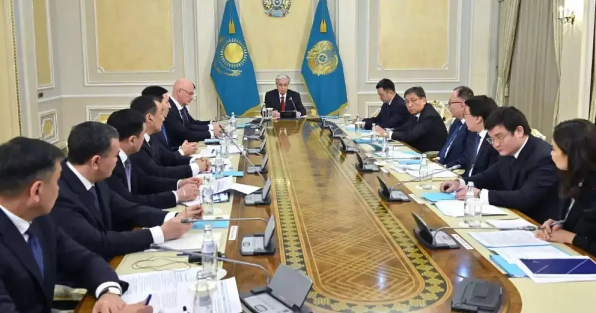  Токаев взял под личный контроль реформы в авиационной сфере 