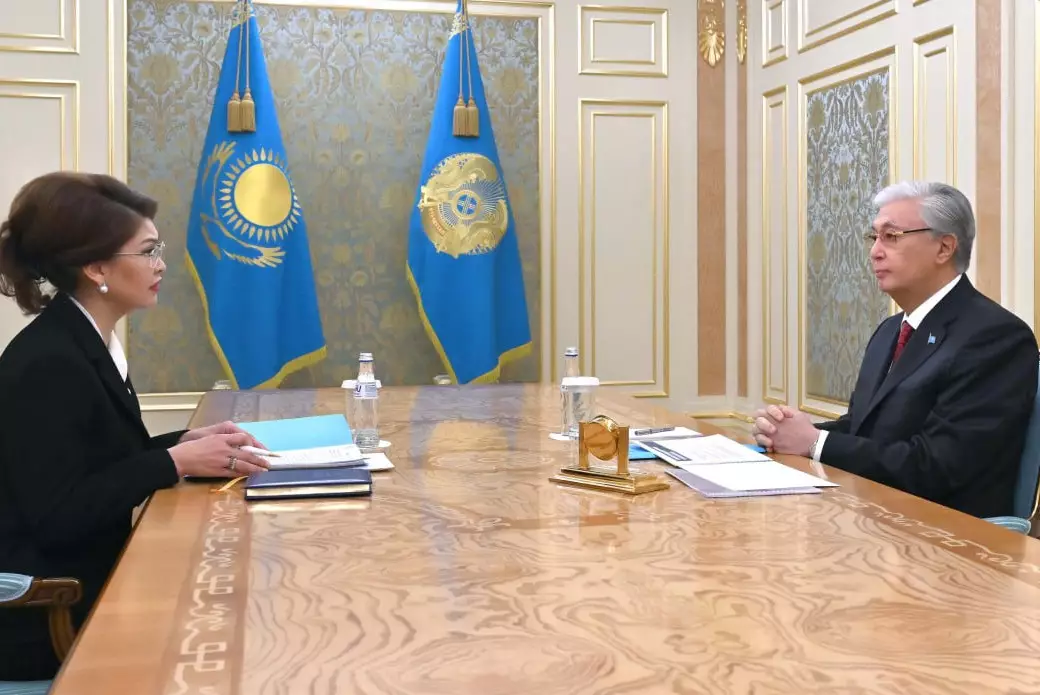 Президент обсудил с Аидой Балаевой развитие культуры, информации и социальной политики