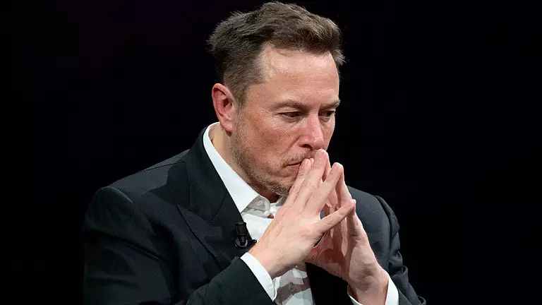 Илон Маск АҚШ-тың келесі президенті ретінде кімді көргісі келетінін айтты